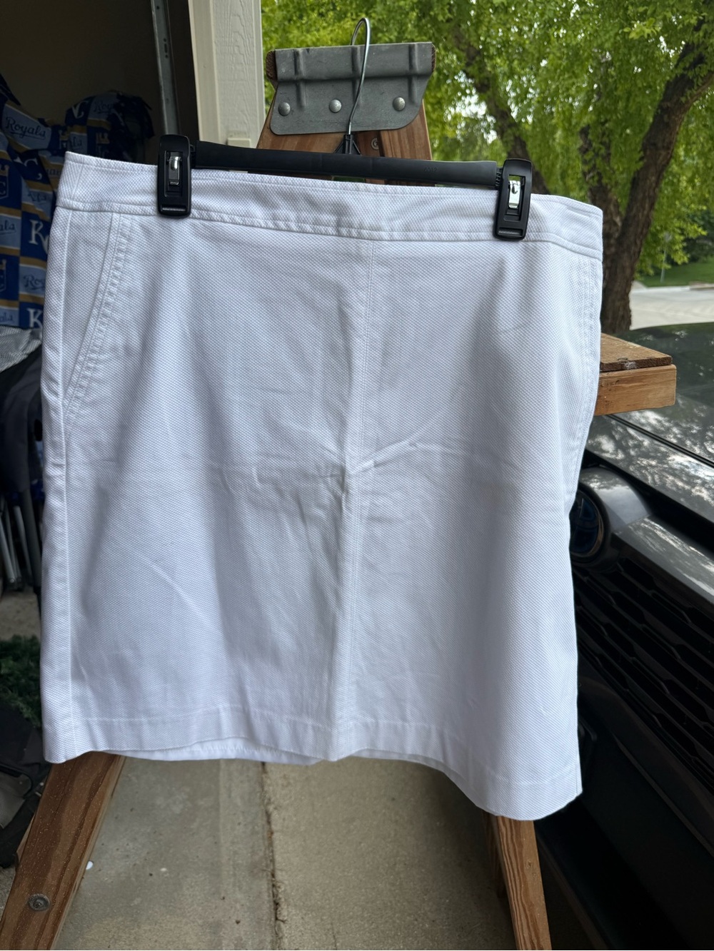 Liz Claiborne Woman white textured skirt